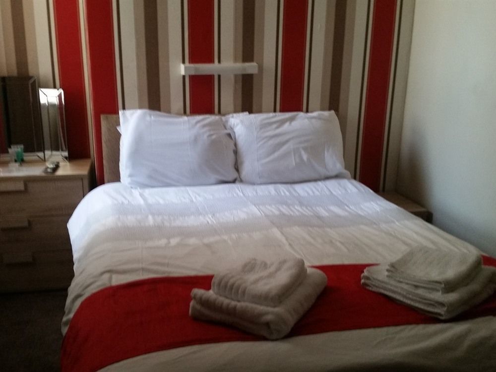 Rayners Hotel Blackpool Bagian luar foto