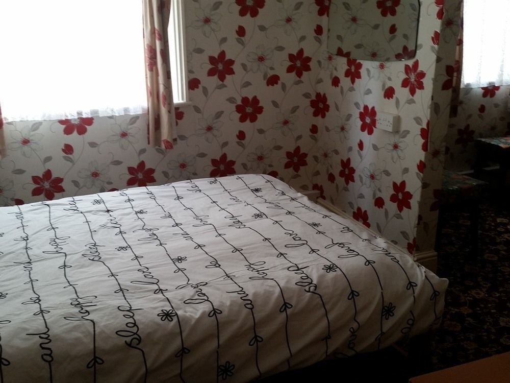 Rayners Hotel Blackpool Bagian luar foto