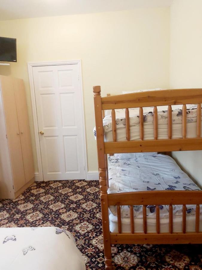 Rayners Hotel Blackpool Bagian luar foto